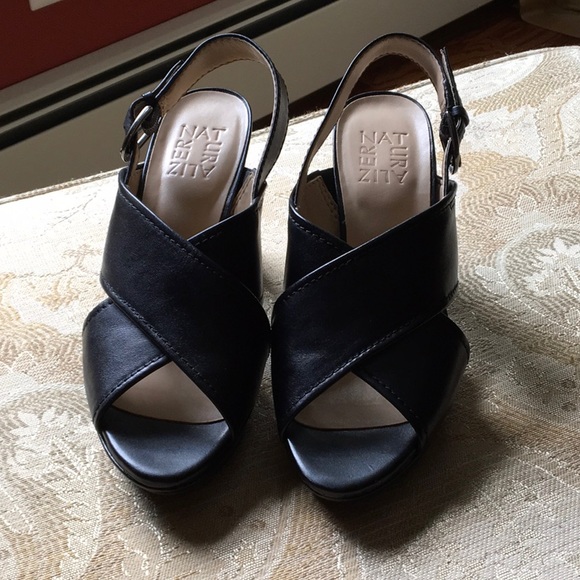 Naturalizer Platform Sandals - Picture 1 of 5
